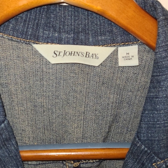 St. John's Bay Jean jacket size Medium - Picture 4 of 7